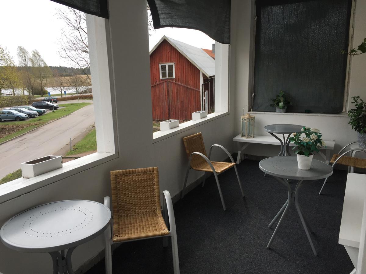 Hoejdens Lagprishotell Mönsterås Kültér fotó